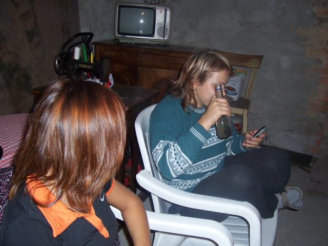 pink-ponk 007.jpg (223K)